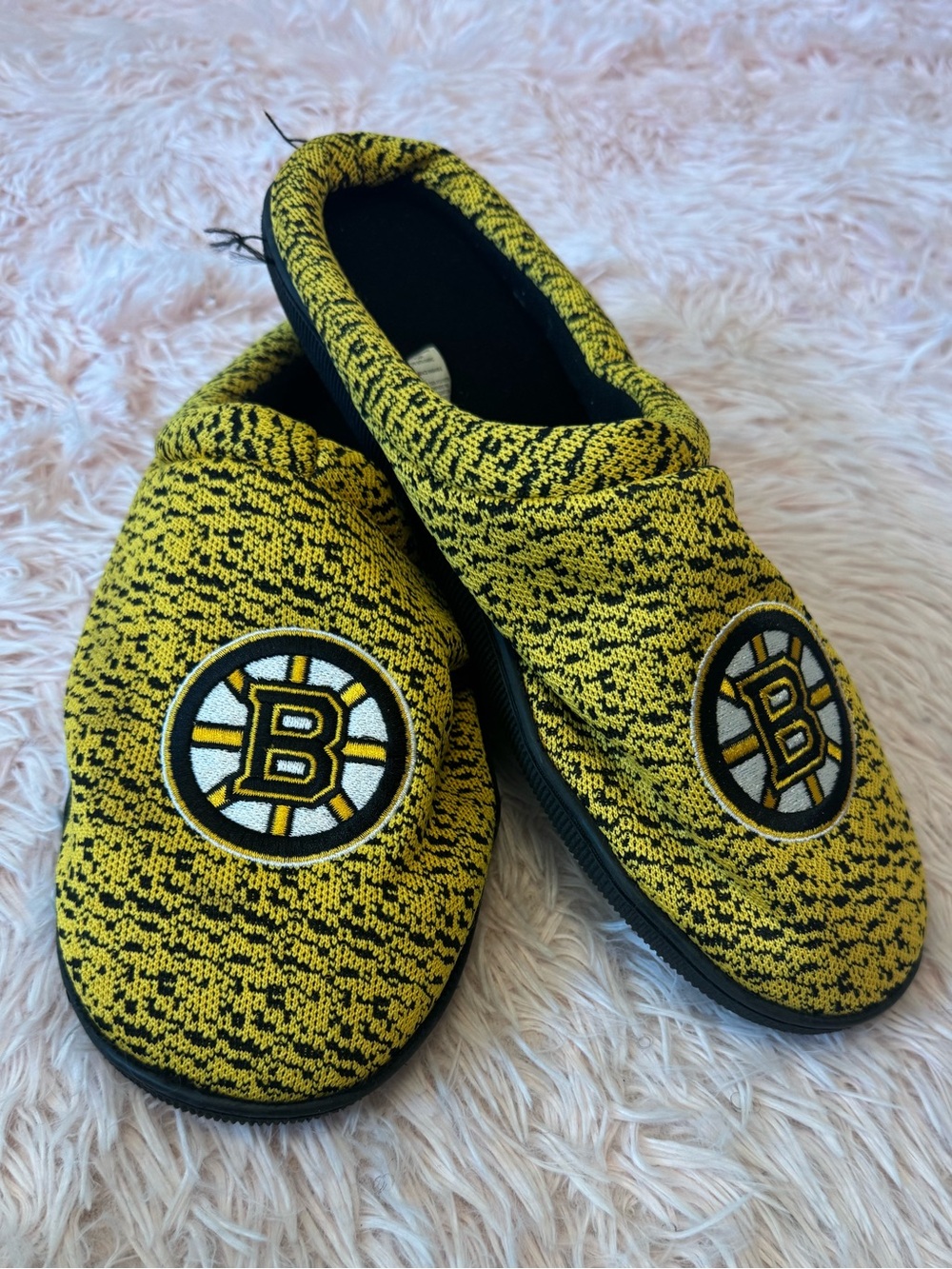 Boston Bruins Slippers